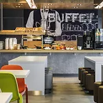 Ibis Budget Hotel 2*